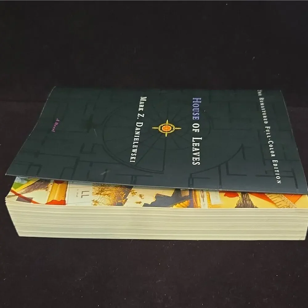 House of Leaves Remastered Full-Color Edition Mark Z. Danielewski PB 2000